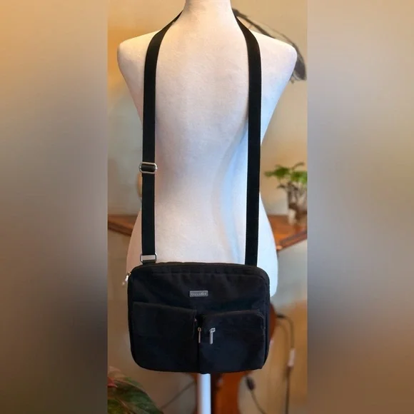 Baggallini Black Nylon Crossbody Bag Travel Organizer Lightweight Multi Pockets - Picture 12 of 14
